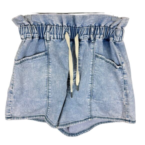 Blank NYC Light Wash High Rise Elastic Waist Denim Paper Bag Shorts Size 28 - Picture 1 of 8